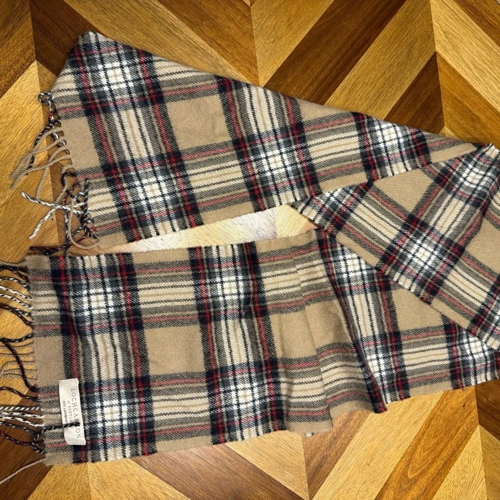 Lochcarron of Scotland 100% Lambs Wool Beige and Black Checkered Scarf 62 inches